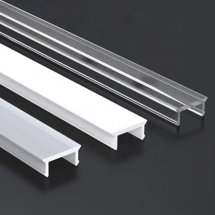 Cómo cortar un canal de aluminio para luces LED